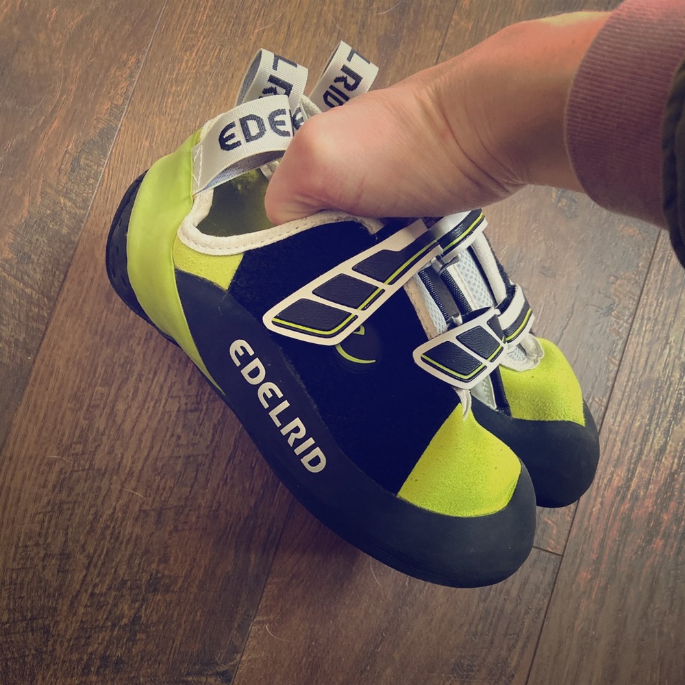 Rock Climbing Shoes - Size 8